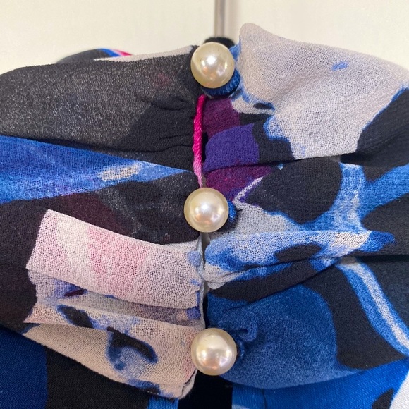 Karl Lagerfeld printed tie-neck top - Picture 4 of 8